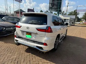 Lexus LX 2016 White