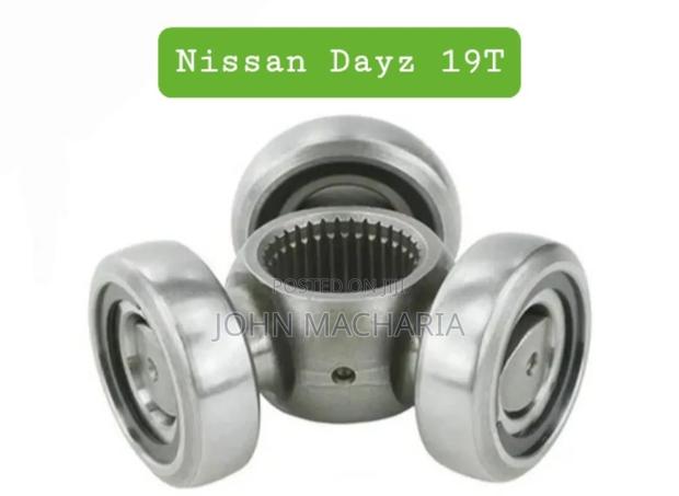 Cross Bearing Tripod for Nissan Dayz [19t]