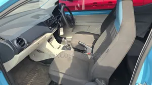 Volkswagen Up 2018 Blue