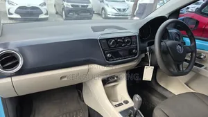 Volkswagen Up 2018 Blue