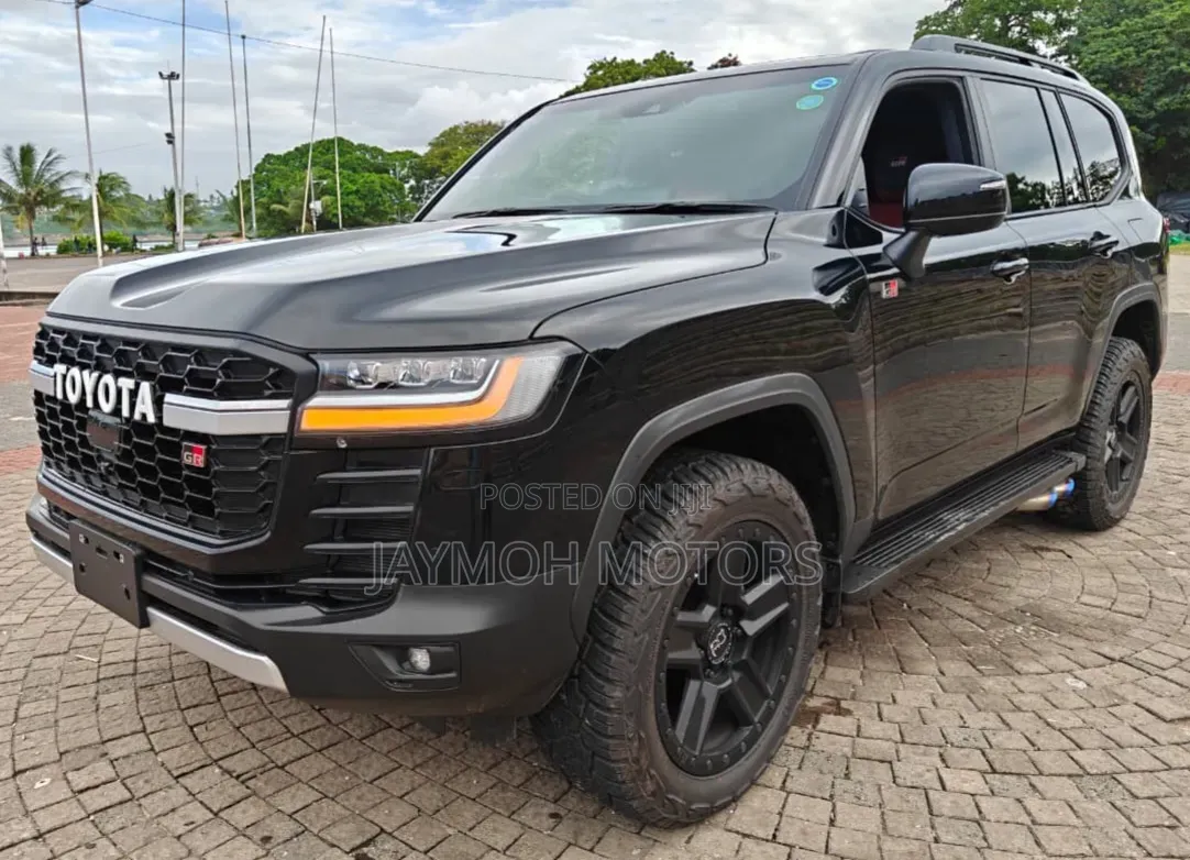 Toyota Land Cruiser 2024 Black