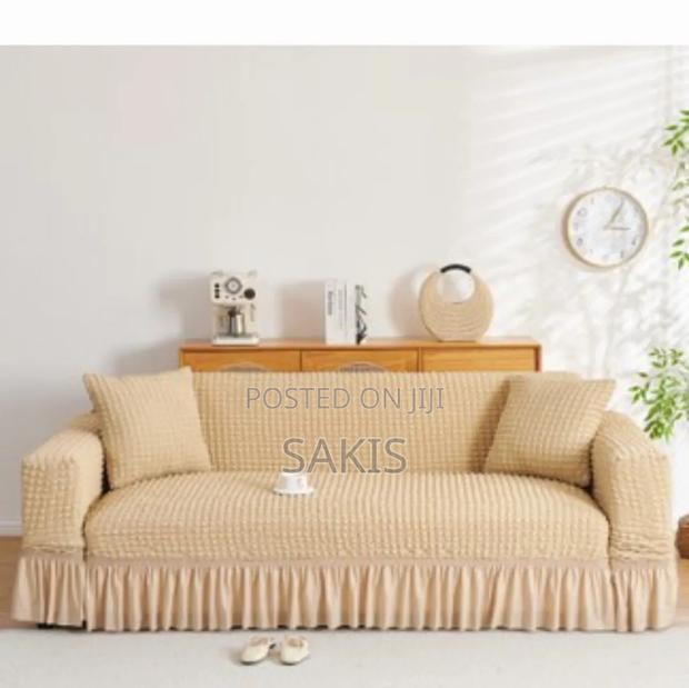 High Quality Bubble Seat Covers for a 7 Seater Sofa! Free Delivery - thumbnail 2