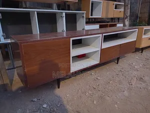 Walnut 6fits Stand