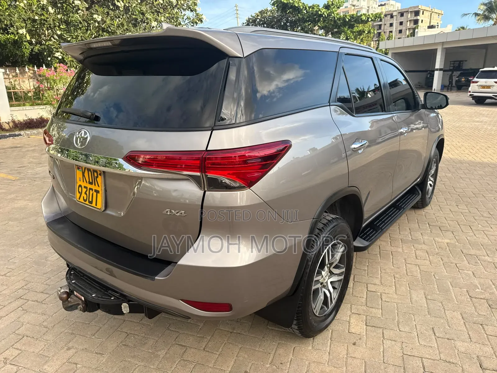 Toyota Fortuner 2019 Brown