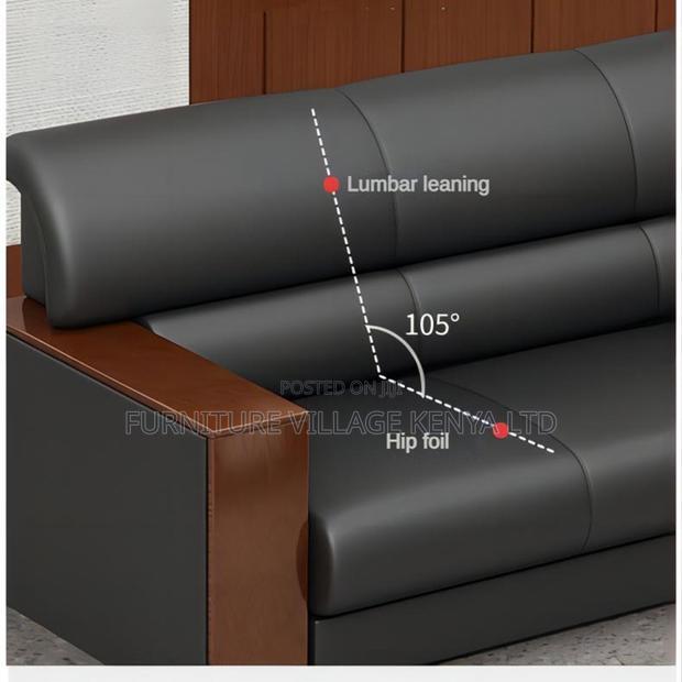 5-Seater Leather Black Office Sofa. - thumbnail 3