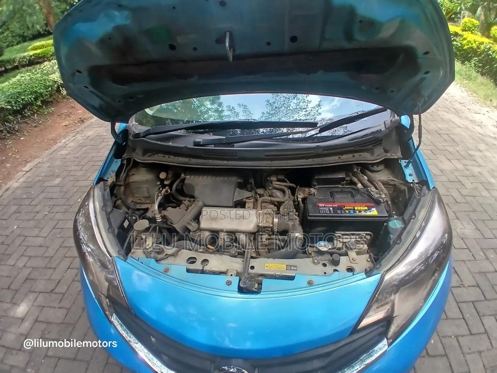 Nissan Note 2012 Blue