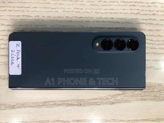 Samsung Galaxy Z Fold4 256 GB Green - thumbnail 2