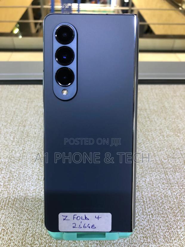 Samsung Galaxy Z Fold4 256 GB Green