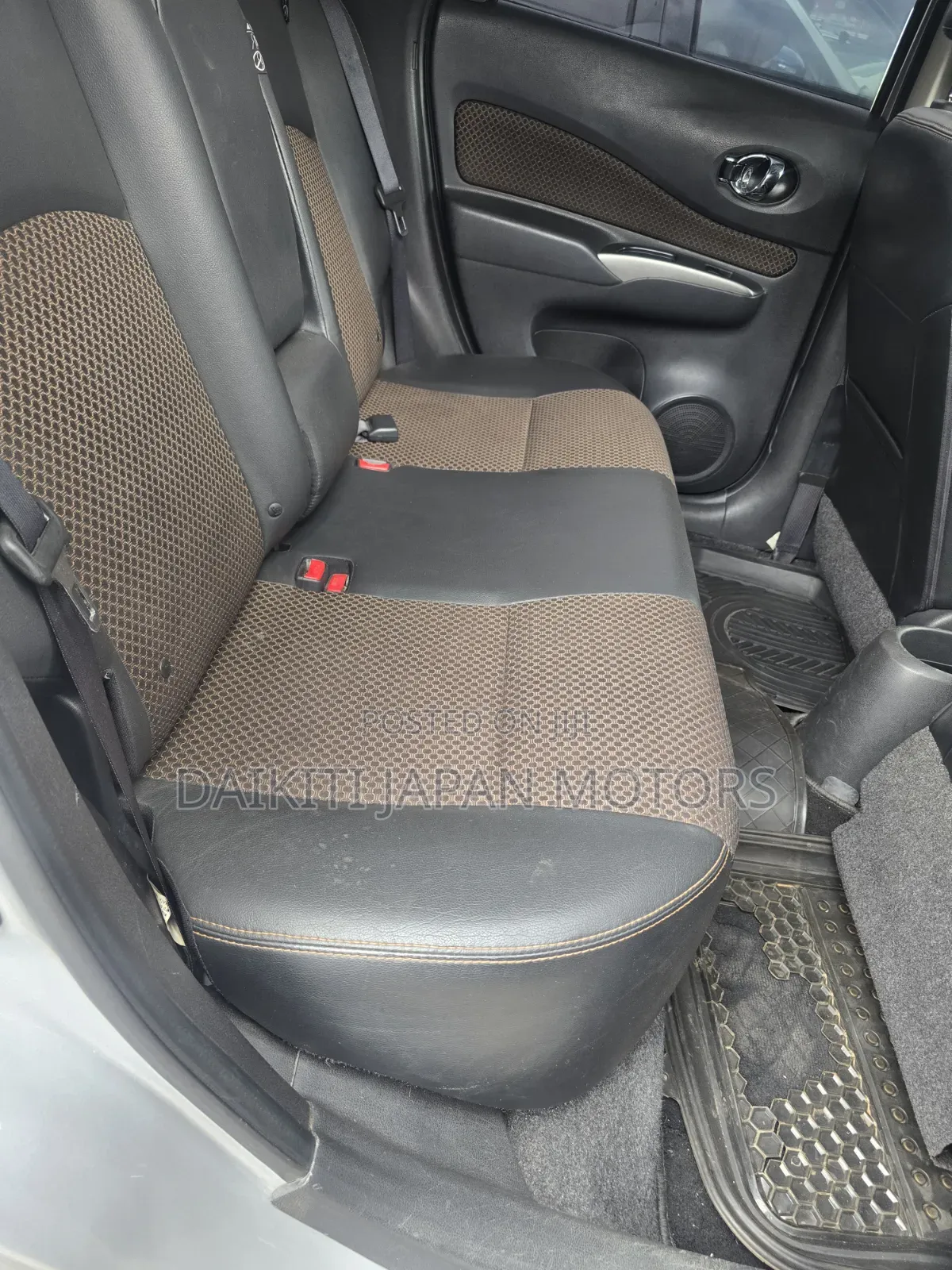 Nissan Note 2017 Silver