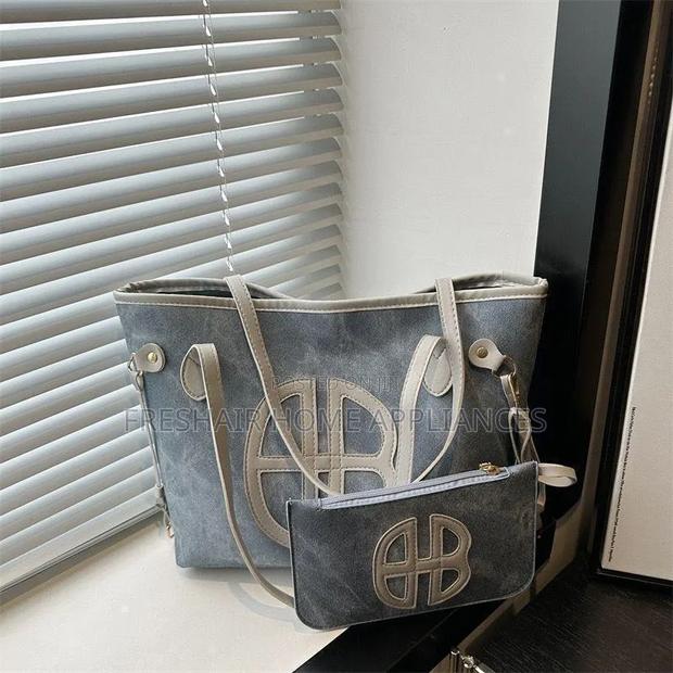 2 in 1 Unique Handbag - thumbnail 2