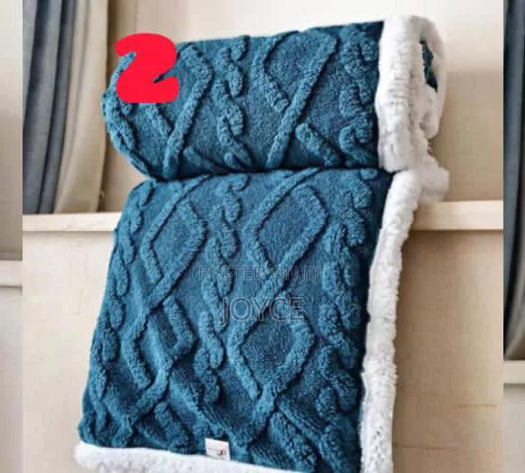 Sherpha Fleece Blankets - thumbnail 2