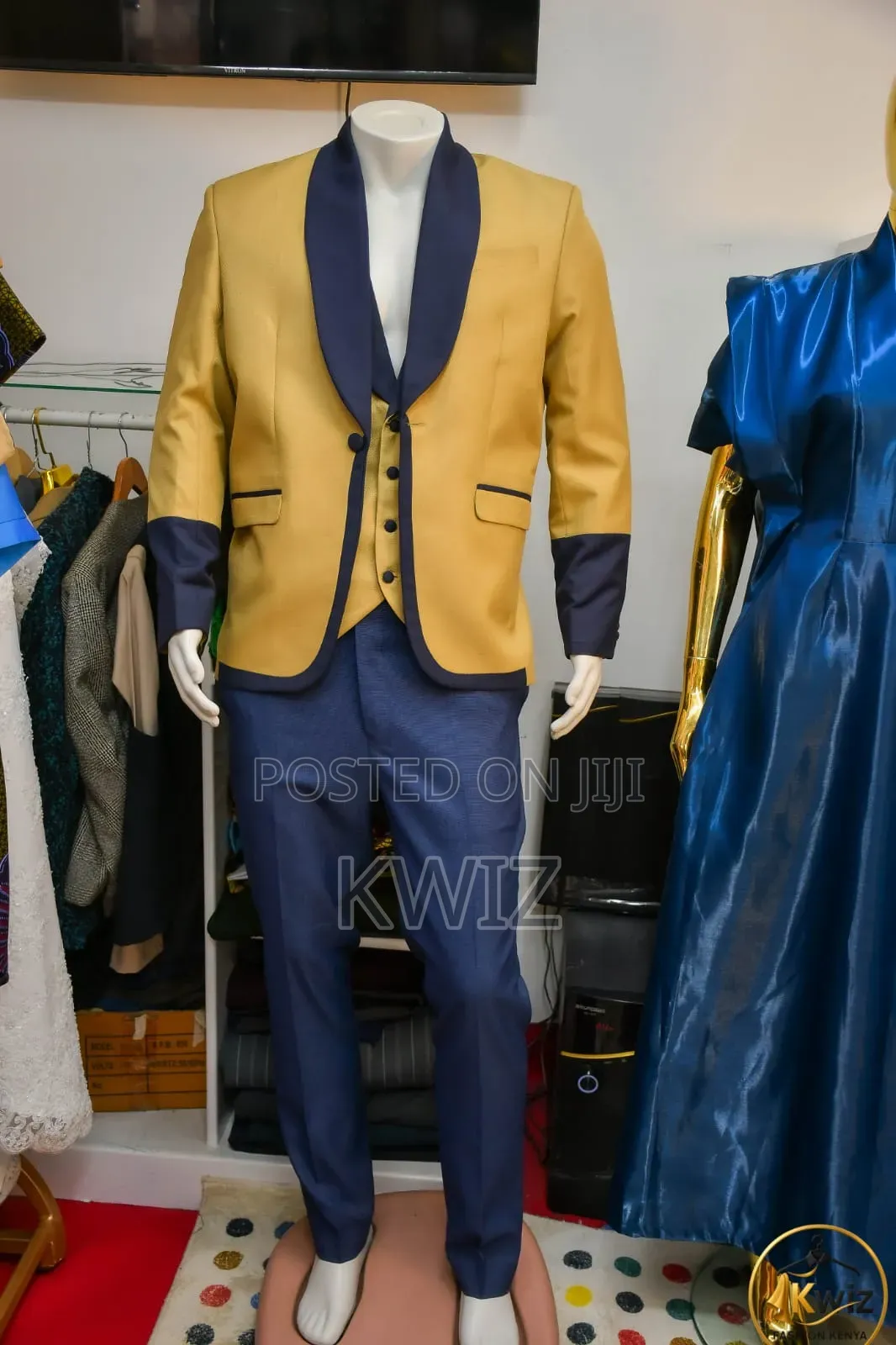 Royal Gold Tuxedo Suit