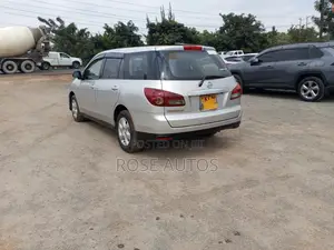 Nissan Wingroad 2010 Silver