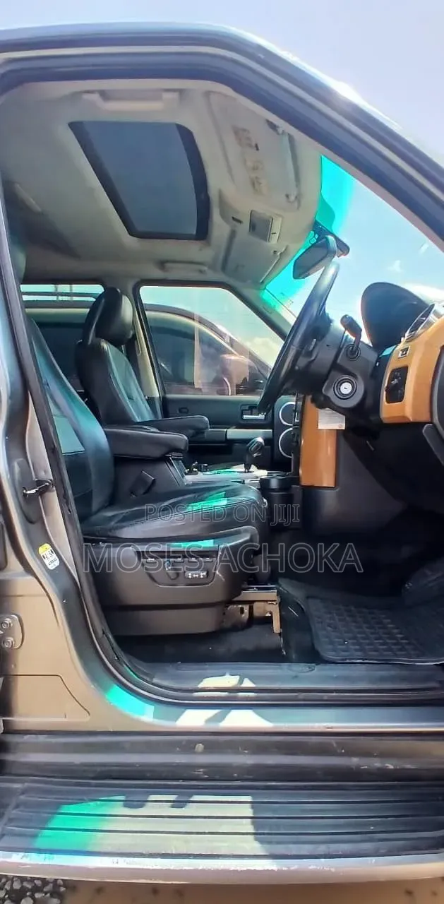 Land Rover Discovery 2005 Gray
