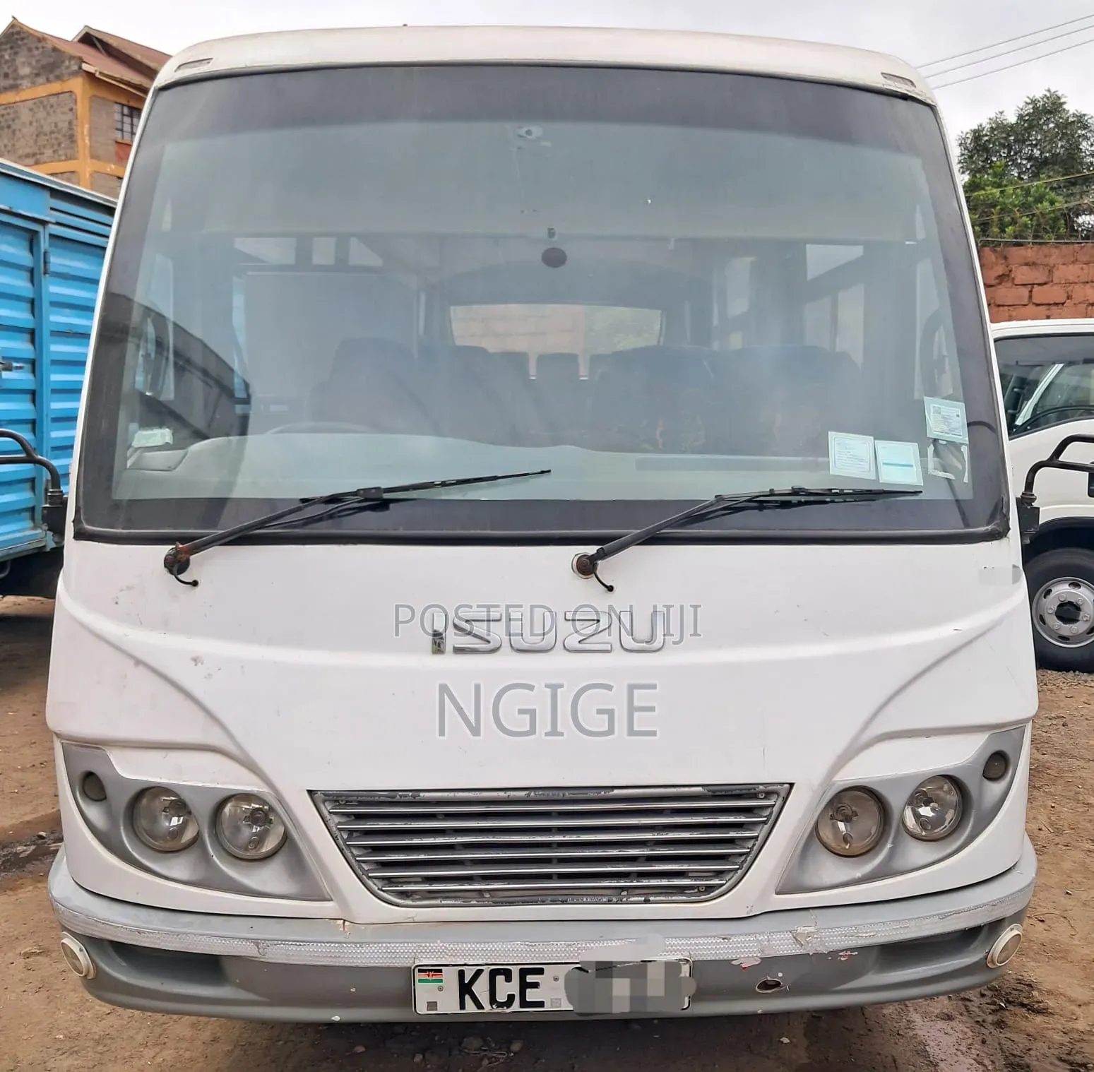 Isuzu NQR 2014 White
