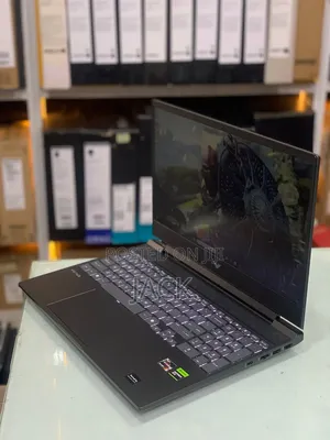 New Laptop HP Victus 15 16GB AMD Ryzen 7 SSD 512GB