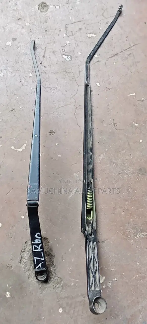 Front Wiper Arm Toyota Noah Zrr60