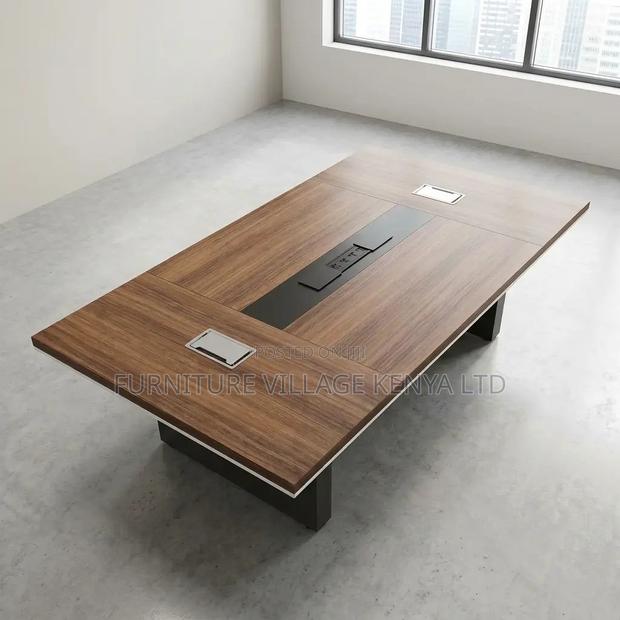 Wooden Executive Conference Table. - thumbnail 2