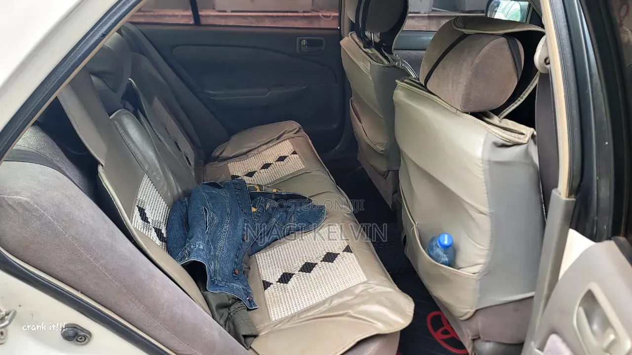 Toyota Premio 2001 Silver