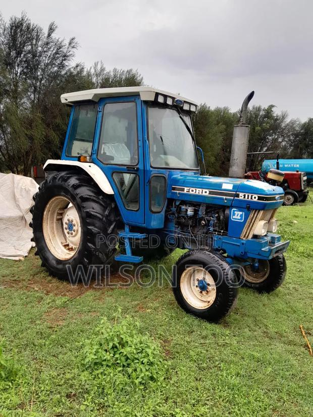 5110 Ford Tractor Imported - thumbnail 2
