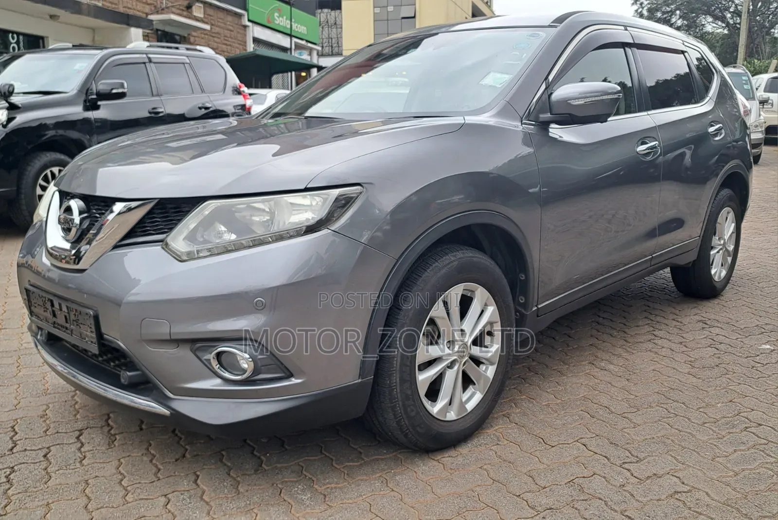Nissan X-Trail 2016 Gray