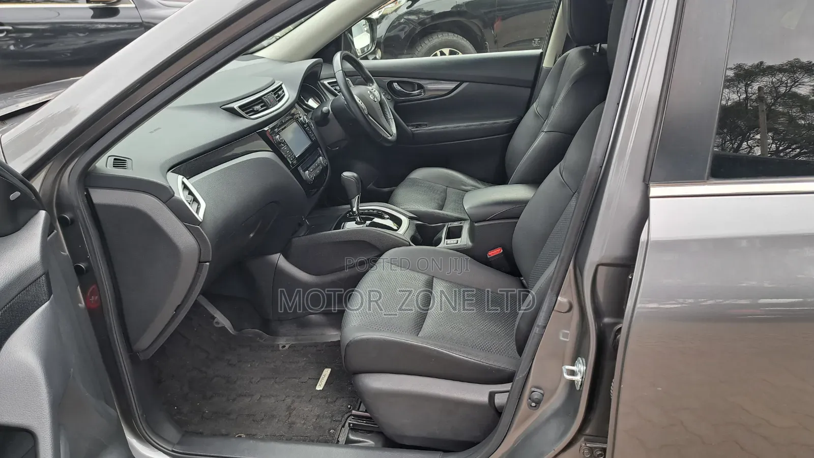Nissan X-Trail 2016 Gray