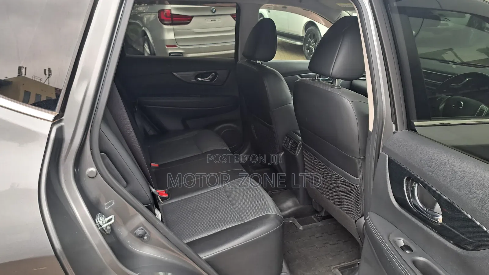 Nissan X-Trail 2016 Gray