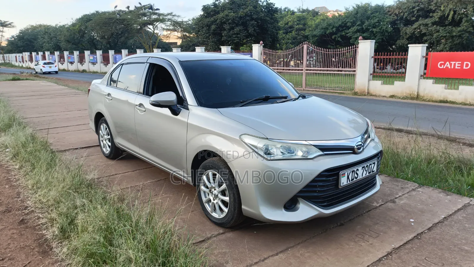Toyota Axio 2015 Gold