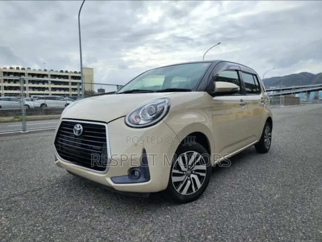 Toyota Passo 2019 Beige