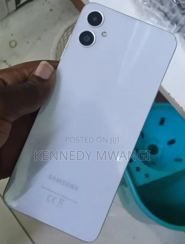 Samsung Galaxy A05 64 GB White