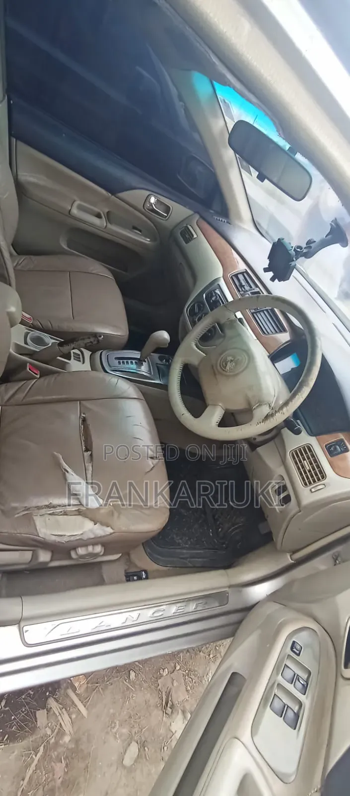 Mitsubishi Lancer 2000 Silver