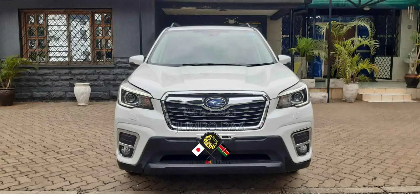Subaru Forester Premium AWD 2019 White