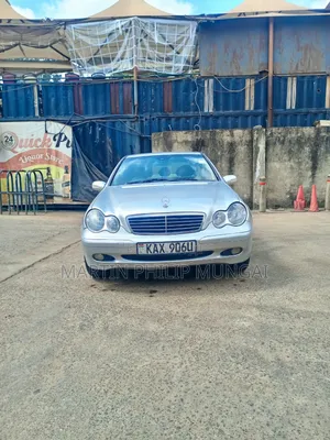 Mercedes-Benz C200 2004 Silver
