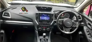Subaru Forester Premium AWD 2019 White