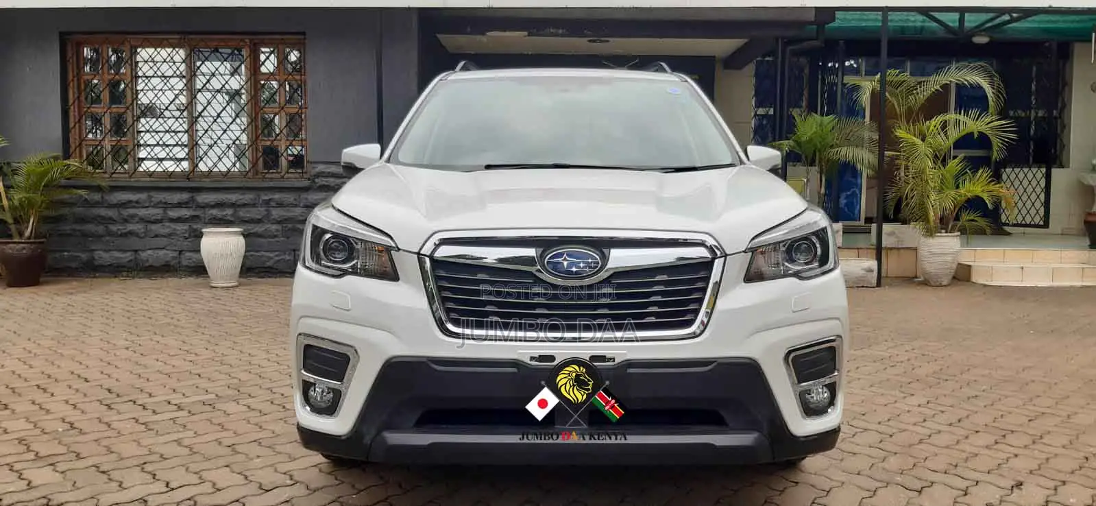 Subaru Forester Premium AWD 2019 White