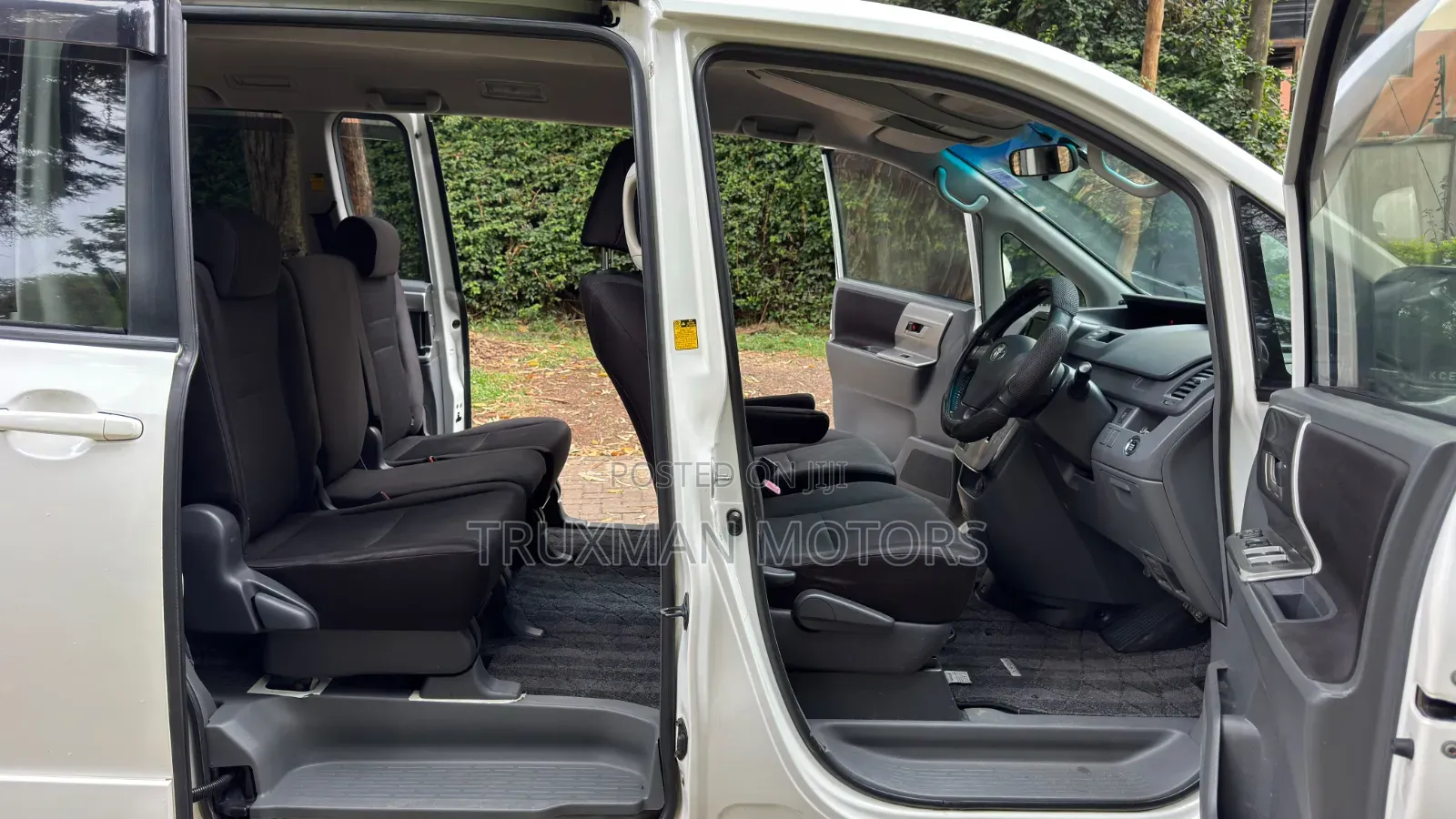 Toyota Voxy 2008 White