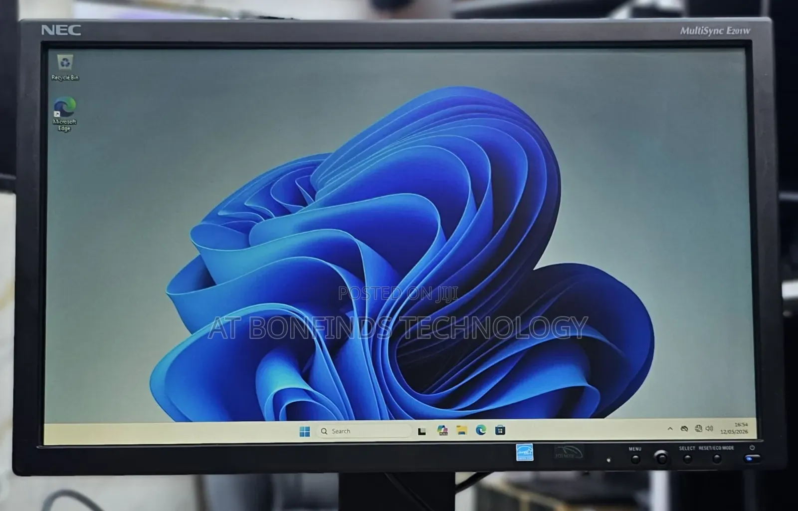 Nec E201w 20 Inch Monitor 
LCD Stretch