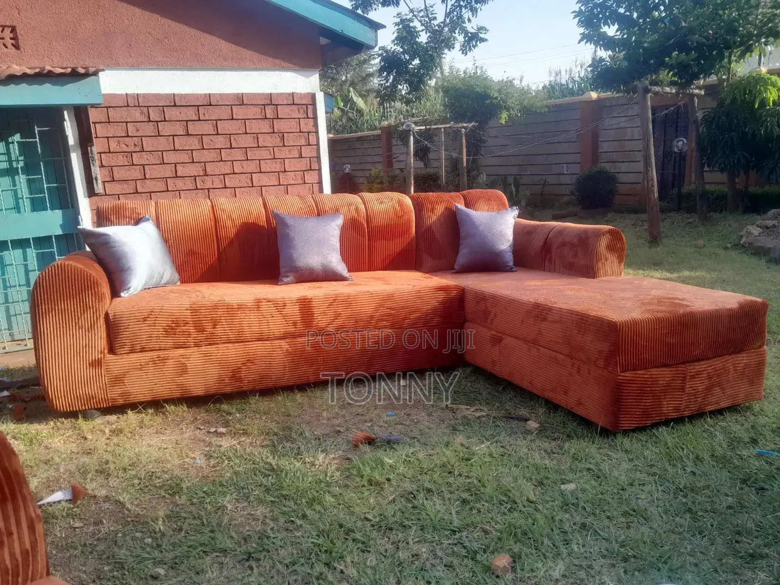 Sectional Six Seater