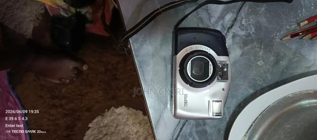 Old Version Cameras Used in 90s - thumbnail 13