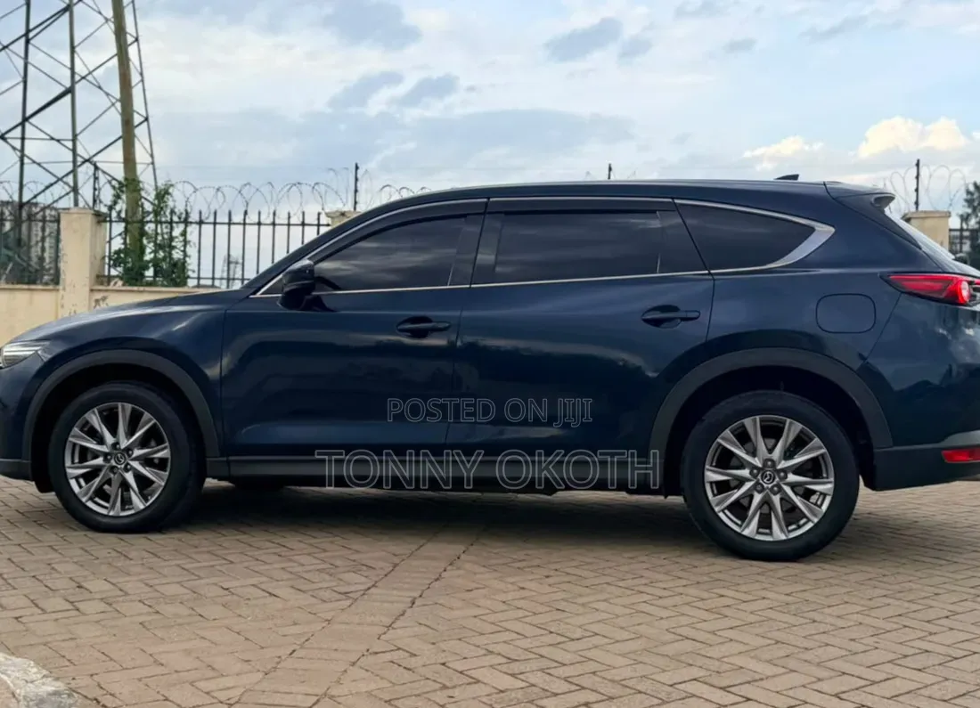 Mazda CX-8 2019 Blue