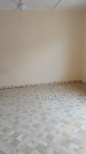 1bdrm Bedsitter in Kiembeni for rent