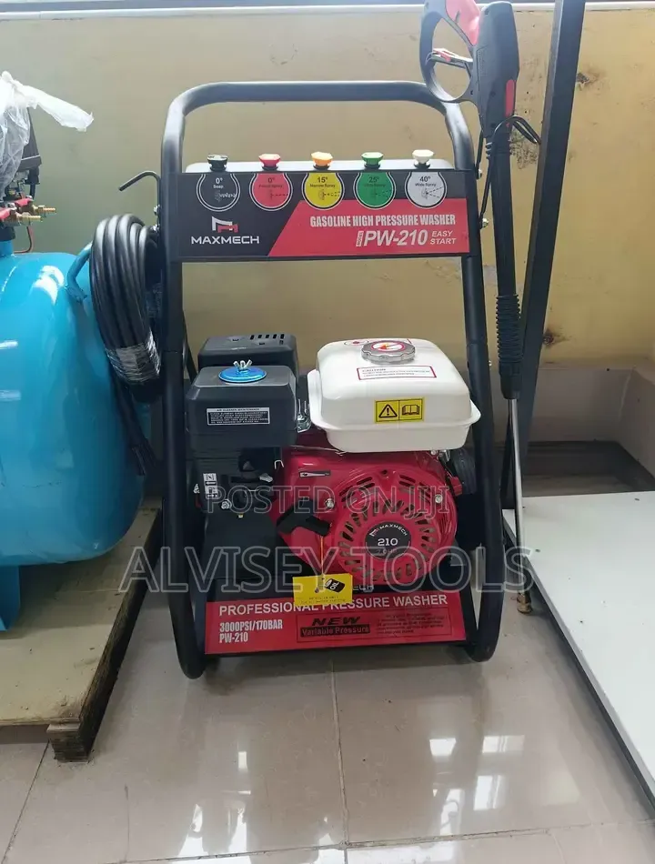 Maxmech Gasoline Pressure Washer 3000psi