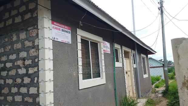 1bdrm Bedsitter in Kiembeni for rent - thumbnail 8