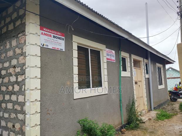 1bdrm Bedsitter in Kiembeni for rent - thumbnail 9