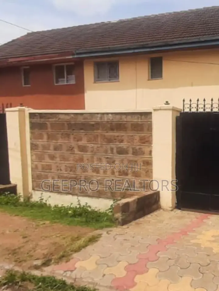 4bdrm Maisonette in Civil Servants for sale