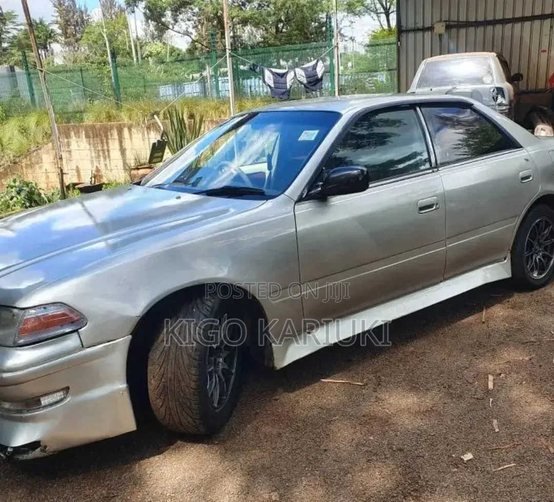 Toyota Mark II 1999 Silver