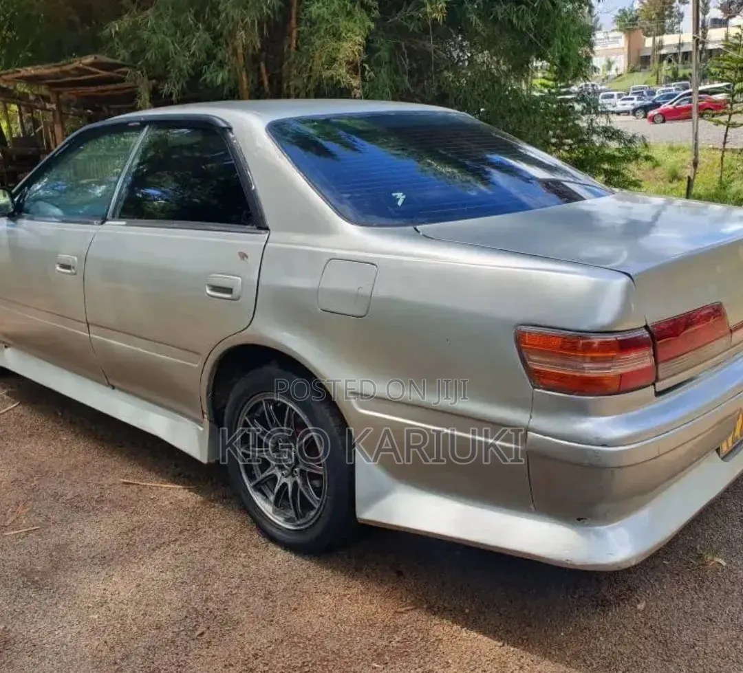 Toyota Mark II 1999 Silver