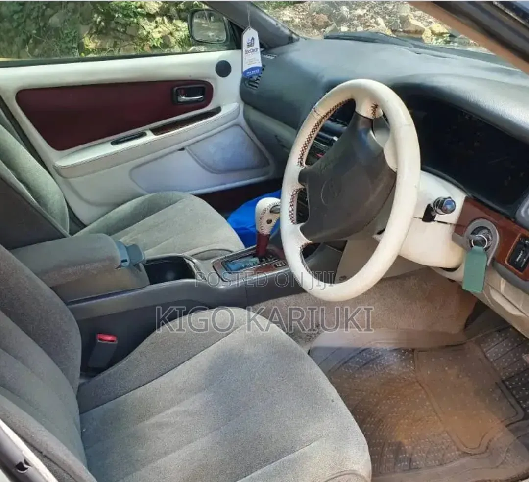 Toyota Mark II 1999 Silver