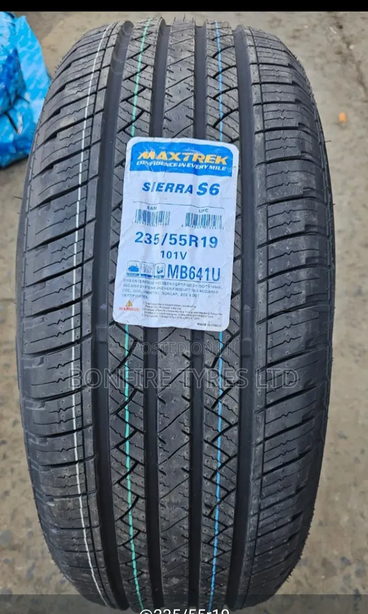 235/55r19 Maxtrek