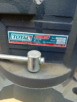 Total Bench Vice 6" – Tht6166